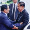 PM Chinh meets Cambodian leader 