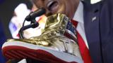 Vì sao thương hiệu giày thể thao của ông Trump gây chú ý?
