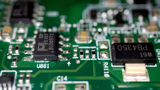 Mỹ khởi động điều tra để đánh thuế quan chip và dược phẩm