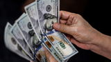 Đồng USD mất giá, các ngân hàng trung ương “nửa mừng, nửa lo”