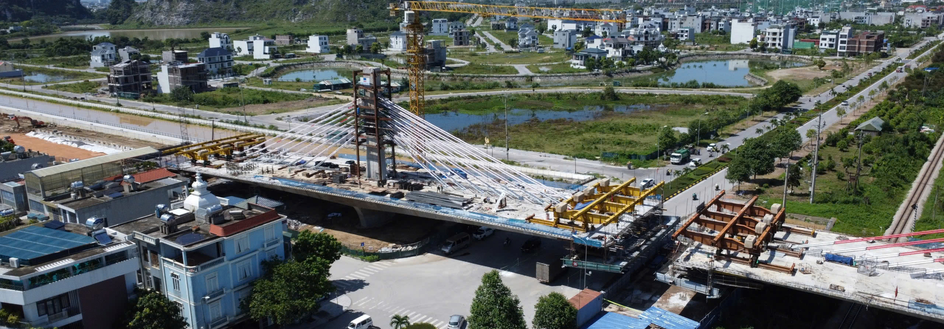 Toàn cảnh công trường cầu vượt 647 tỷ đồng tại cửa ngõ phía Tây Thanh Hóa