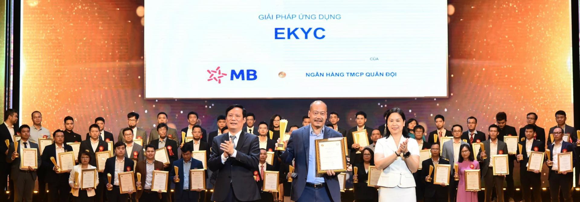 Giải pháp eKYC của MB giành giải thưởng “Sao Khuê 2021”