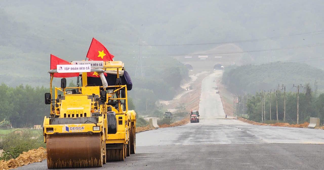 Không để xảy ra tình trạng "quân xanh, quân đỏ" khi đấu thầu dự án Gia Nghĩa – Chơn Thành và Ninh Bình - Hải Phòng