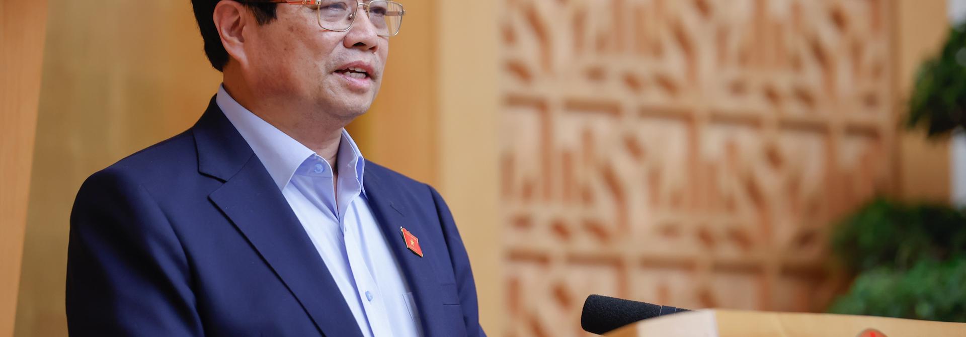 Thủ tướng: Bố trí kinh phí chi trả cho người xin nghỉ và dôi dư khi sắp xếp lại bộ máy "càng sớm càng tốt"