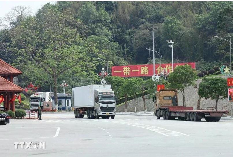 New transport road linking Vietnam and China opens
