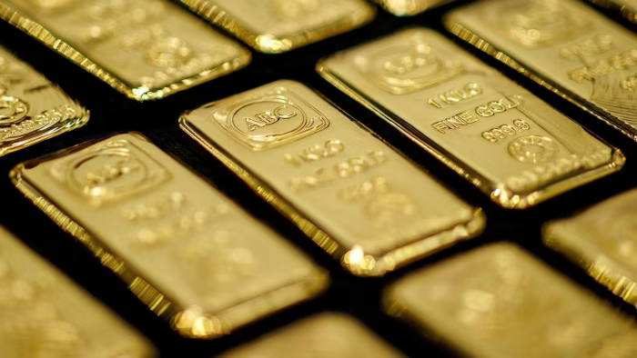 Vàng vượt euro trở thành tài sản dự trữ lớn thứ hai thế giới
