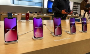 Dòng sản phẩm iPhone 13 của Apple - Ảnh: Getty Images