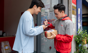 Logistics trong thương mại điện tử phát triển mạnh mẽ trong những năm gần đây nhờ sự thay đổi của thói quen người dùng...