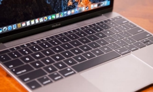 Cận cảnh “bàn phím cánh bướm” của Apple đang vấp phải nhiều chê trách