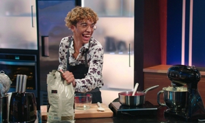 Justin Ellen khi còn là thí sinh của “Is it cake?”