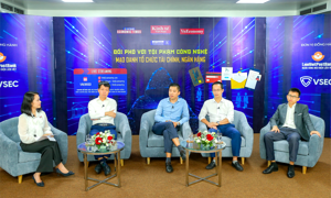 Các chuyên gia chia sẻ tại đối thoại chuyên đề “Đối phó với tội phạm công nghệ mạo danh tổ chức tài chính, ngân hàng”. Ảnh: Chu Xuân Khoa.