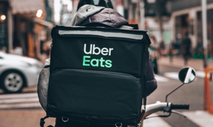 Uber Eats thí điểm giao hàng tự động tại Los Angeles. Ảnh: Unsplash.