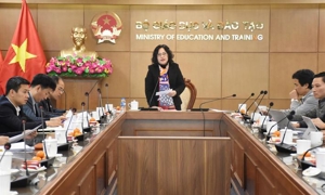 Thứ trưởng Ngô Thị Minh chủ trì Hội thảo. Ảnh: Bộ Giáo dục và Đào tạo.