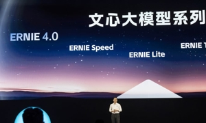 Giám đốc Điều hành Baidu Robin Li phát biểu trong Hội nghị Create được công ty tổ chức tại Thâm Quyến (Trung Quốc) vào ngày 16/4/2024.