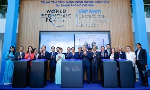 Thủ tướng Phạm Minh Chính dự lễ khánh thành Trung tâm Cách mạng Công nghiệp 4.0 tại TP.HCM