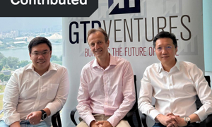 Các đồng sáng lập của DutyCast và GTR Ventures (Từ trái sang phải: Tâm Đặng, Rupert Sayer, Kelvin Tan)