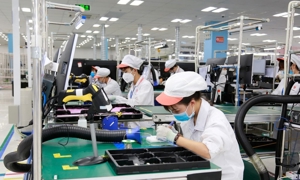 Theo chuyên gia, làm việc trong ngành bán dẫn, đặc biệt là sản xuất thông minh, mang lại thu nhập cao và cơ hội phát triển lớn. Ảnh minh họa