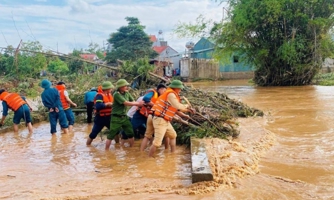 Kiện toàn bộ máy phòng chống thiên tai, bảo đảm an toàn tính mạng người dân