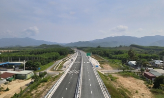 Bộ Tài chính kiến nghị giao địa phương rà soát việc chọn thầu cao tốc TP.HCM - Chơn Thành