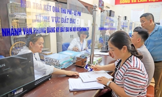 Sổ tay hướng dẫn thực hiện nhiệm vụ, thẩm quyền mới của cấp xã trong lĩnh vực nông nghiệp và môi trường, đất đai