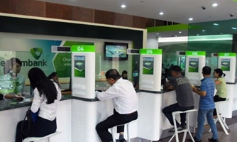 Vietcombank bất ngờ “áp trần” lãi suất cho vay