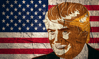 Giá vàng thế giới đổ dốc theo cơ hội của Trump
