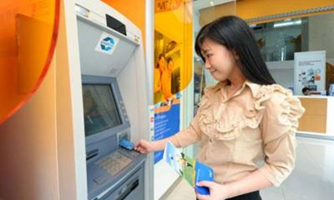 Giao dịch nội mạng ATM cũng sẽ bị thu phí?