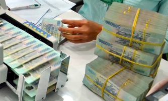 Thủ tướng: Phấn đấu giảm lãi suất cho vay