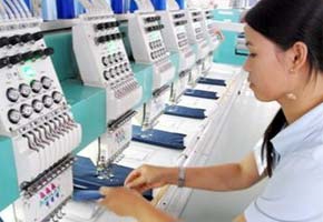 Sử dụng tần số vô tuyến điện: Thu phí hay thu thuế?
