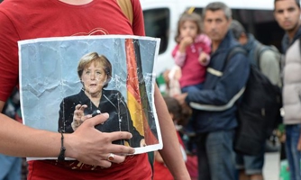 Người Đức nổi giận với bà Merkel sau vụ xả súng Munich
