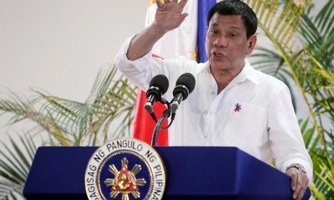 Tổng thống Philippines “hứa với Chúa” thôi nói tục