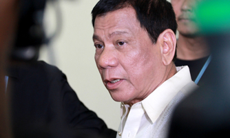 Trump thắng cử, Duterte tuyên bố vẫn “thân” Trung Quốc 