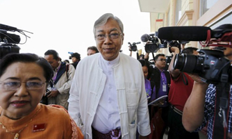 Phụ tá Aung San Suu Kyi thành Tổng thống Myanmar