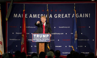 Donald Trump bảo vệ đề xuất cấm cửa người Hồi giáo