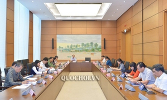 Nghỉ hưu bị xoá tư cách chức vụ thì kèm theo hậu quả gì?