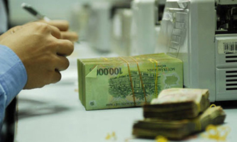 Vì sao không đặt luôn trần lãi suất tiền vay?
