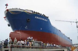 Vinashin tái cơ cấu và những ẩn số