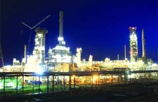Hiệu quả dự án Dung Quất sẽ ra sao khi giá dầu giảm?