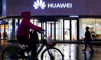 Huawei phủ nhận cáo buộc hợp tác với quân đội Trung Quốc