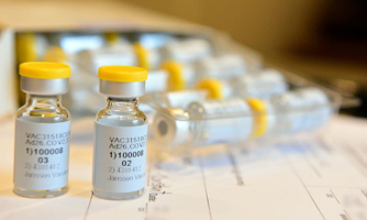 Mỹ phê chuẩn vaccine Covid-19 của Johnson & Johnson