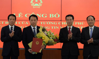 Bộ Thông tin và Truyền thông có Thứ trưởng 37 tuổi