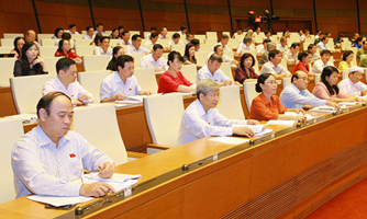 Kỳ họp thứ 10, Quốc hội chưa bàn nợ công 5 năm tới?