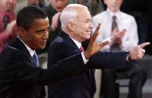 Các nhà kinh tế “cân đong” Obama và McCain