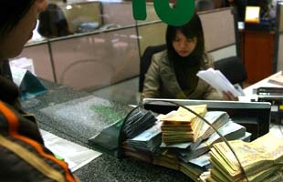 Mở rộng hỗ trợ lãi suất 4% cho các khoản vay trung và dài hạn