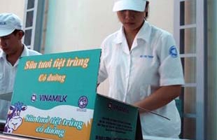 Bộ Nông nghiệp đề nghị Vinamilk tính lại giá sữa