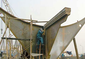 Tập đoàn kinh tế: Cần tính lại