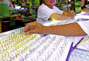 Thi gan với vàng