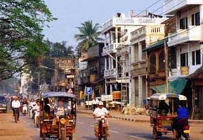 Không nên “ăn xổi” ở thị trường Lào