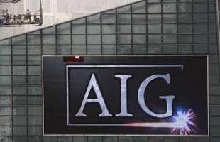 FED bất ngờ tiếp quản AIG