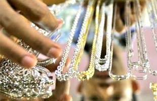 Giá vàng, giá dầu cùng bật mạnh!